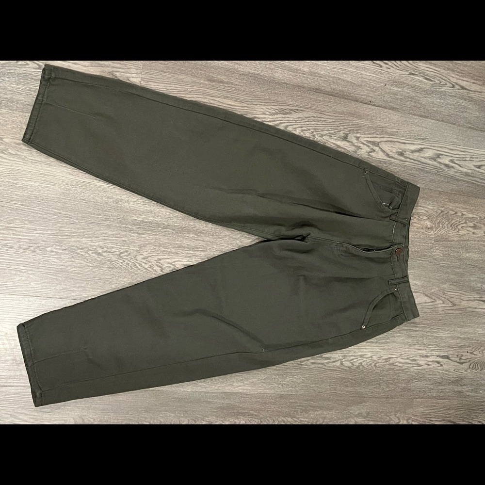 Women’s New With Tags Aachoae Green Medium Jean Pants